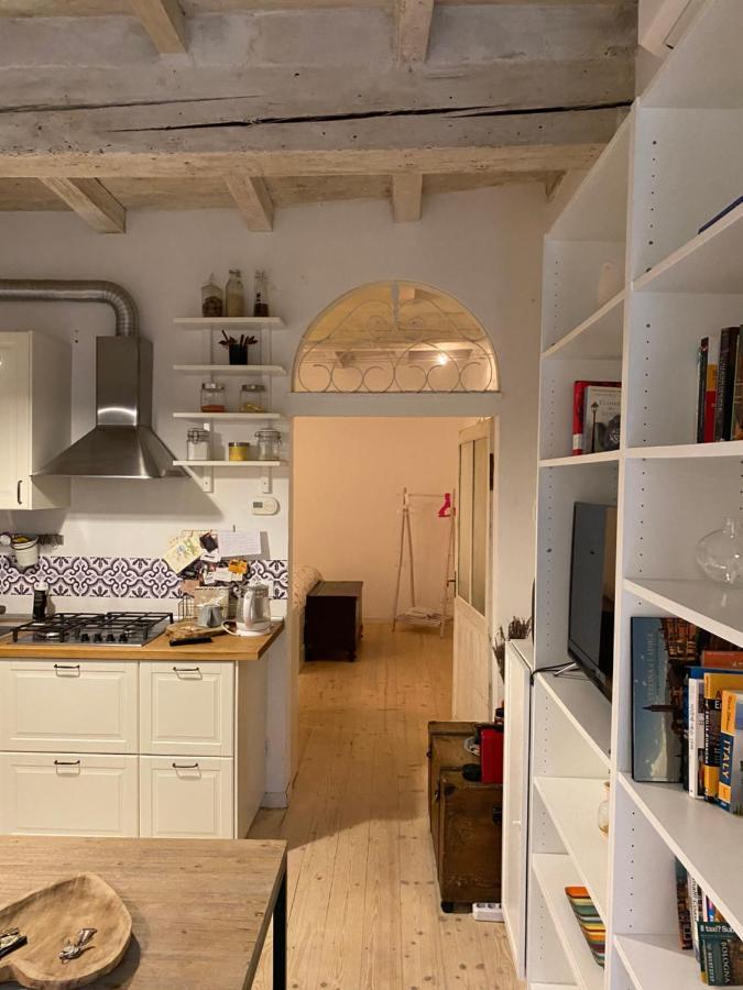 Casina Centotrecento-Romantic & Quite Apartment- 볼로냐 외부 사진