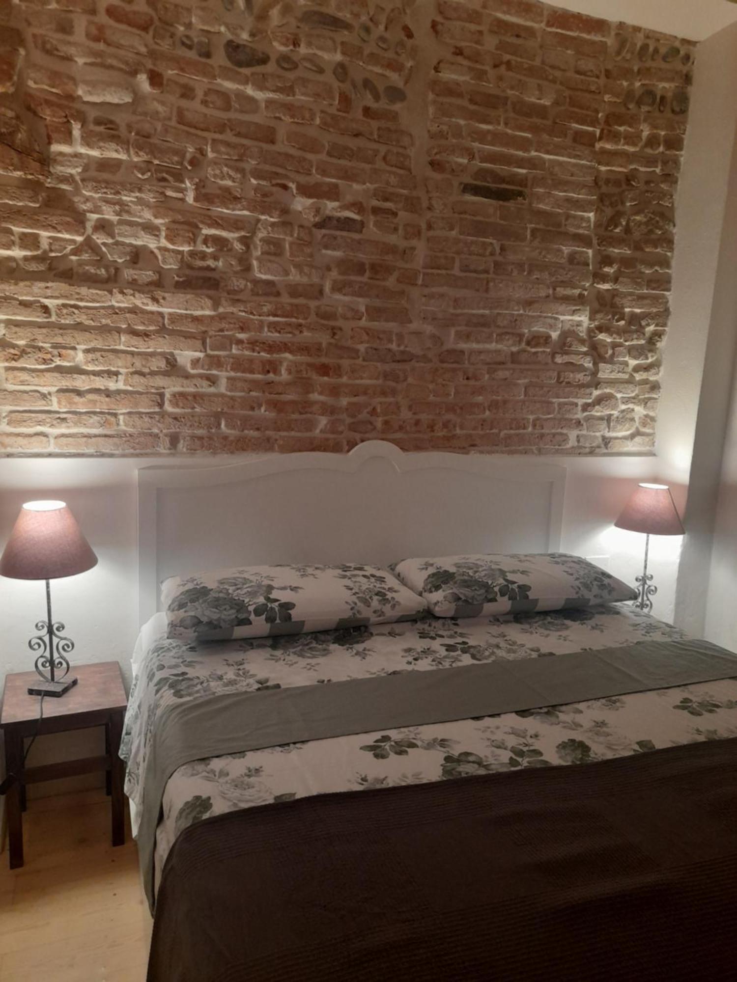 Casina Centotrecento-Romantic & Quite Apartment- 볼로냐 외부 사진
