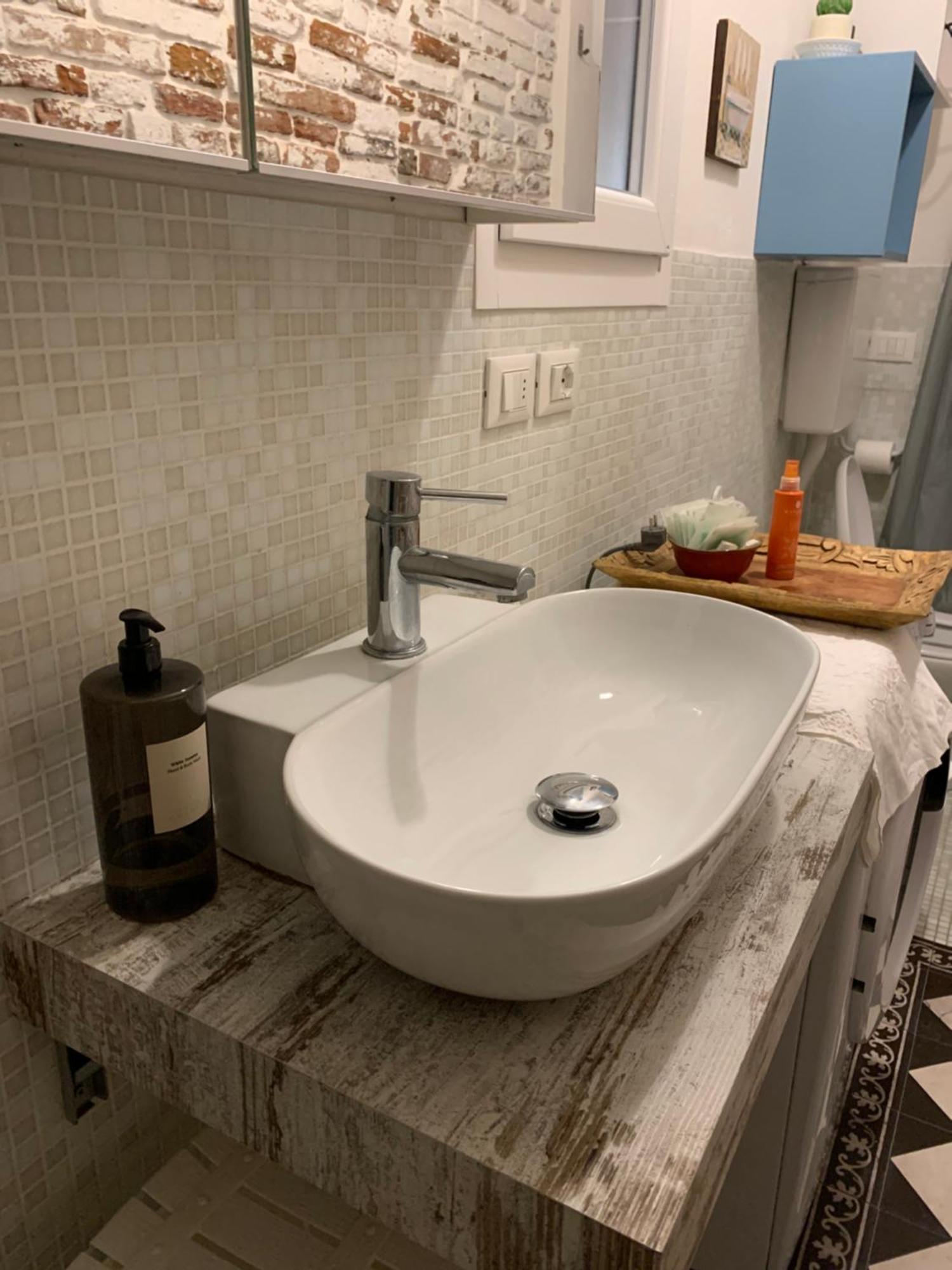 Casina Centotrecento-Romantic & Quite Apartment- 볼로냐 외부 사진